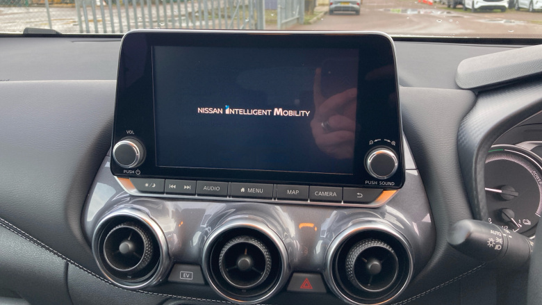 Nissan Juke 1.6 Hybrid N-Connecta 5dr Auto Hybrid Hatchback